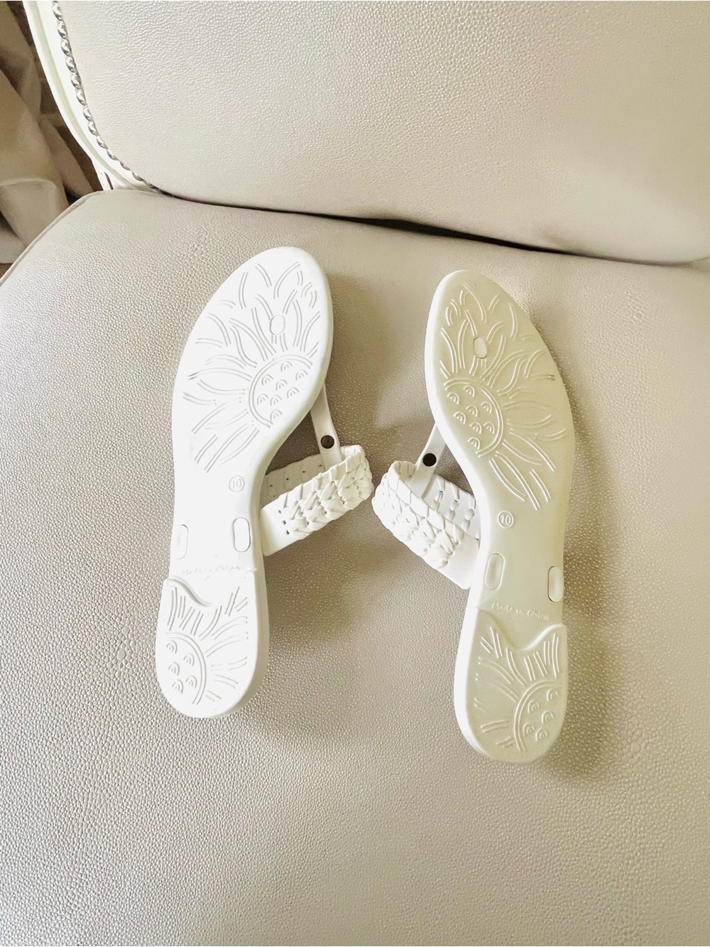 Jack Rogers  braided white  jelly thongs 10 - Picture 9 of 13